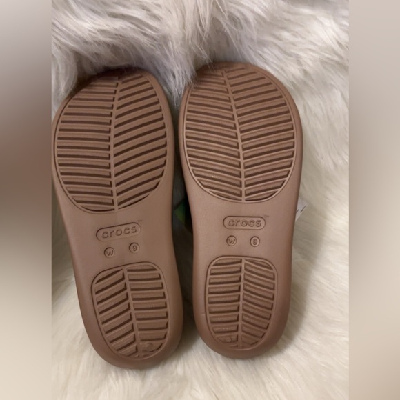 🤎Croc platform sandals🤎 - Picture 3 of 5